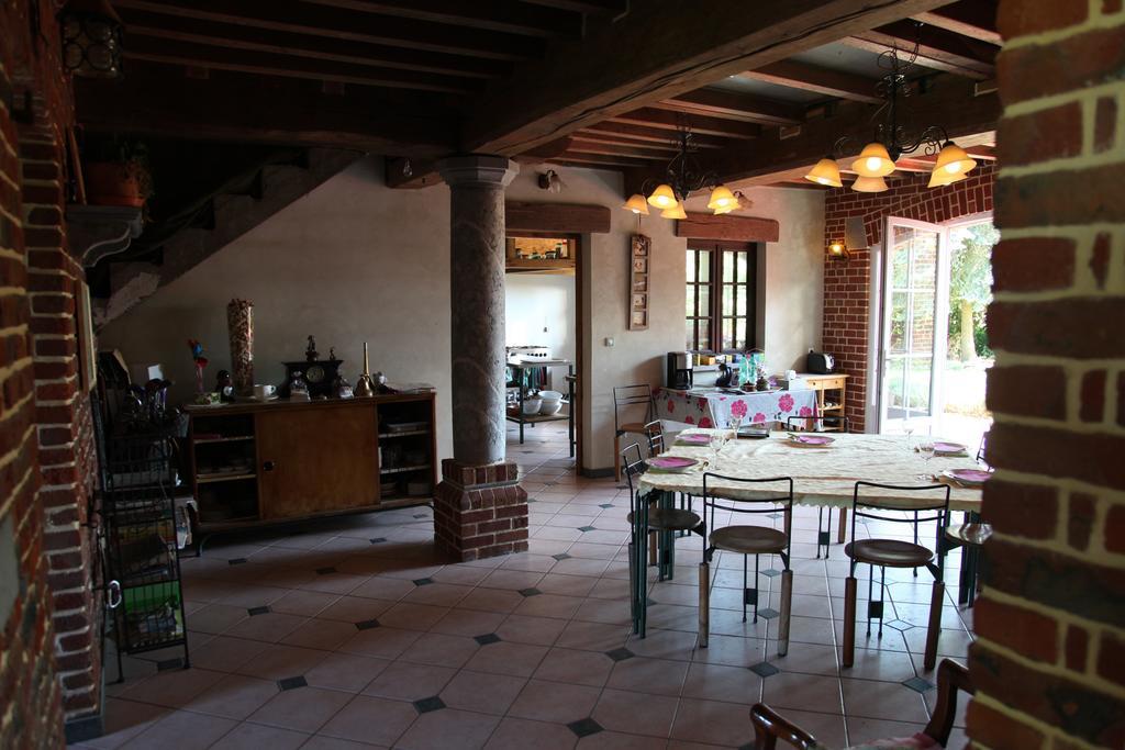 Bed and Breakfast La Citadelle D'Hututu Avesnes-sur-Helpe Экстерьер фото